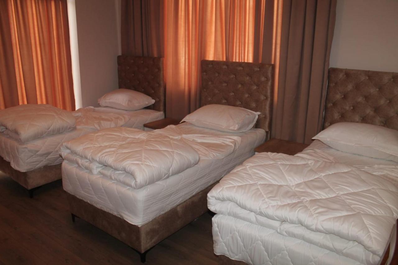 Hotel Princ Shkoder Exterior photo