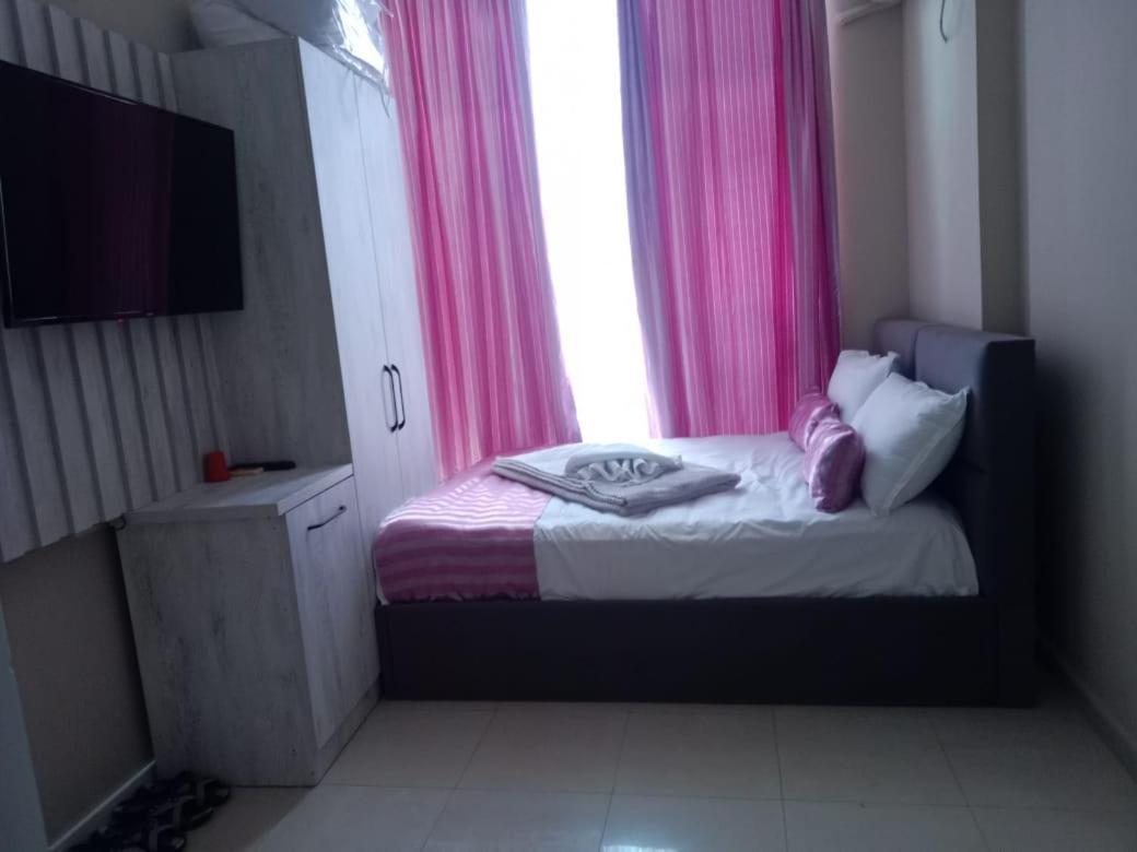 Hotel Princ Shkoder Exterior photo