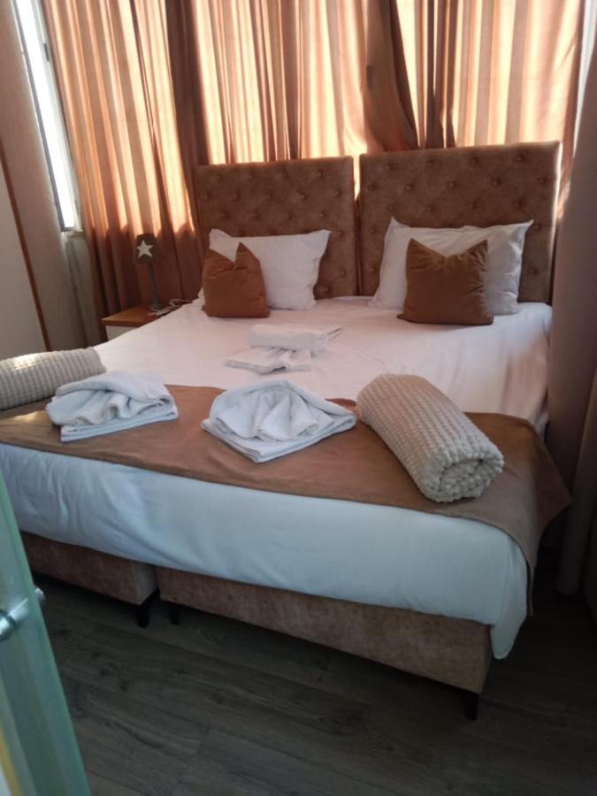 Hotel Princ Shkoder Exterior photo