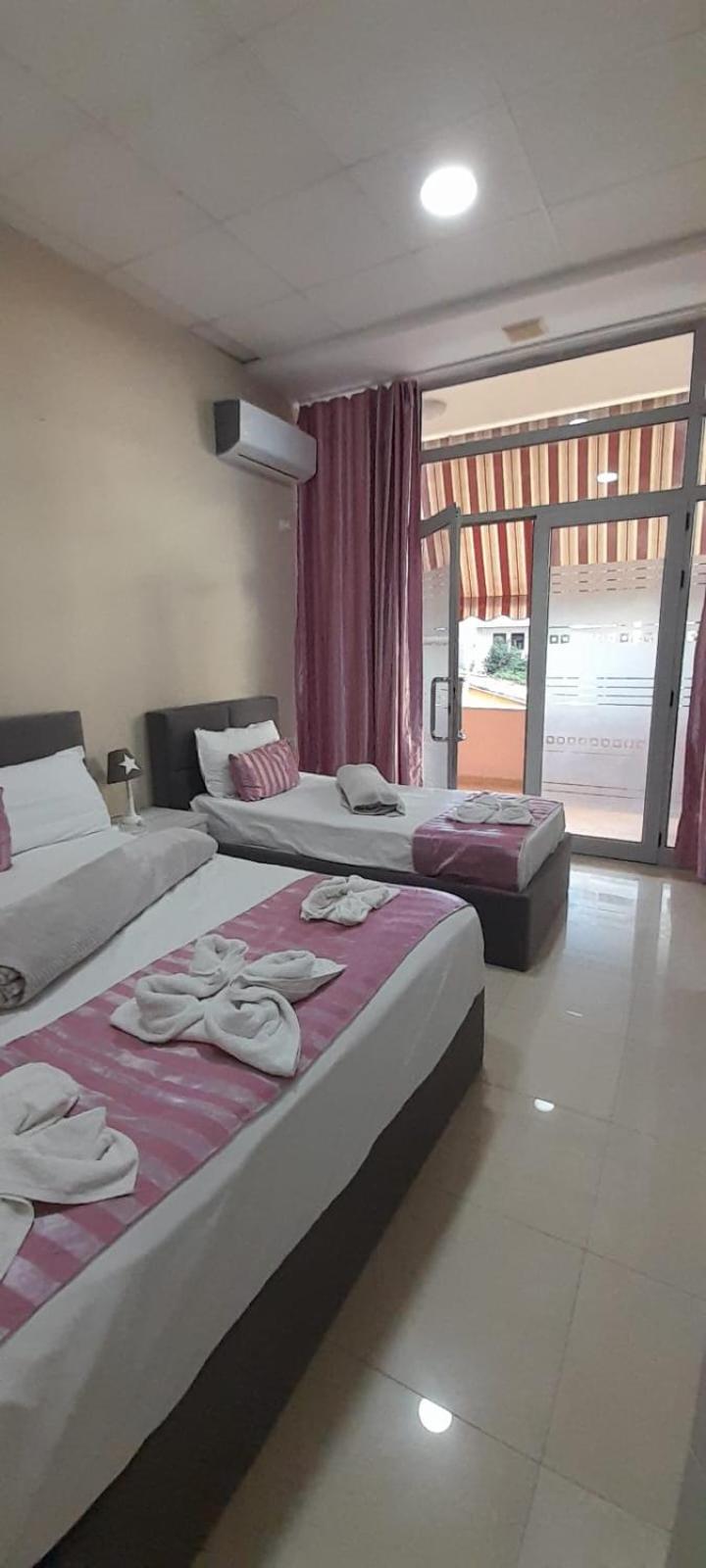 Hotel Princ Shkoder Exterior photo