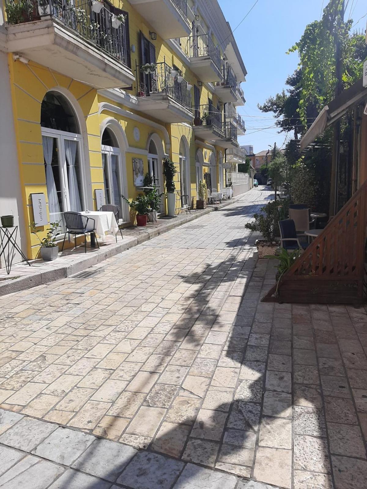 Hotel Princ Shkoder Exterior photo